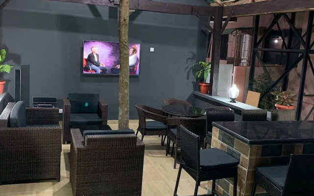 Tanye apartment