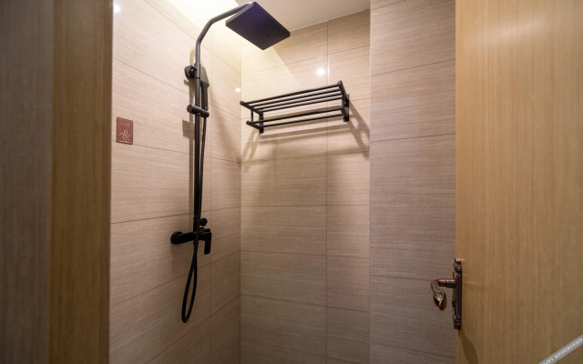 Geya Hotel (Beijing World Park Baotai West Road Branch)