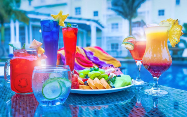 Hemingways Hotel