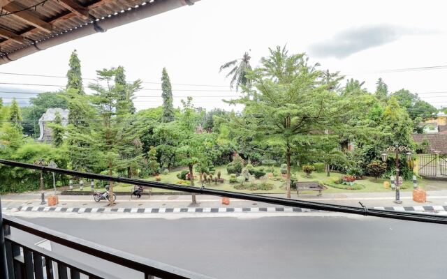 Penginapan Roro Mendut by ZUZU