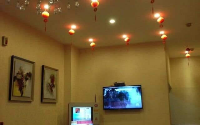 Chongqing Zhiyue Hotel