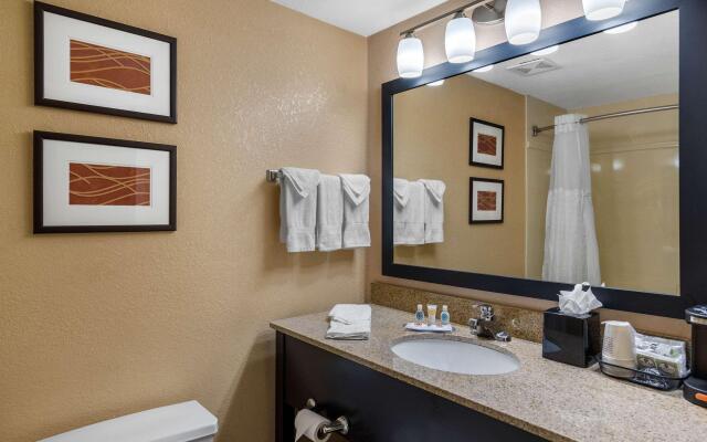 Comfort Inn & Suites Peachtree Corners