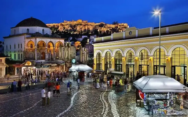 Monastiraki 101 Superhost Hub