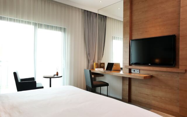 The Suites Hotel Jeju