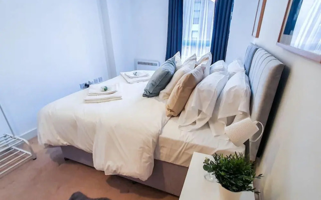 Beautiful 1-bed Apartment in Gloucester