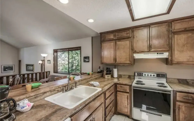 Double Shot Cabin - Two Bedroom Cabin