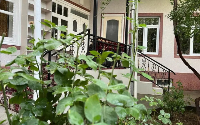 Bruce hostel