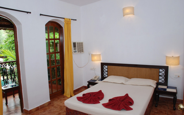 Sea Breeze Beach Resort Candolim