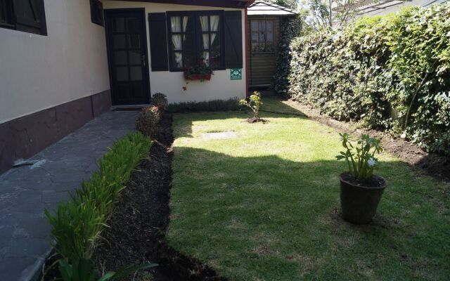 Hotel Muros Quito