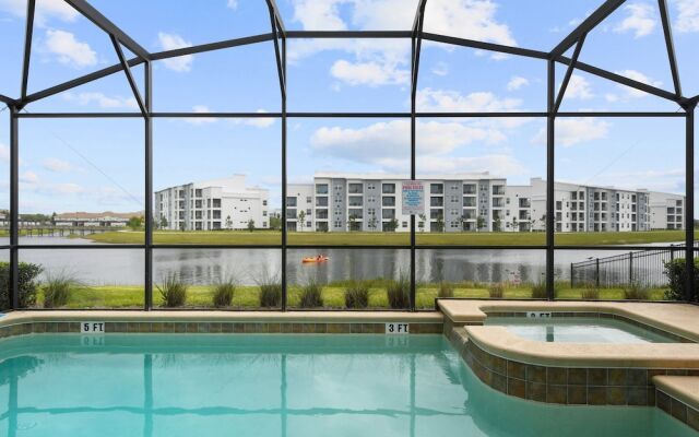 Lakeview 6BR Cozy Home Pool/spa,steps to Waterpark