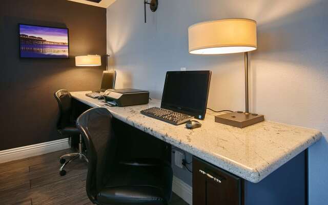 Best Western Plus Diamond Valley Inn