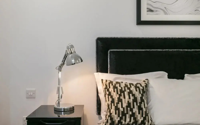 Urban Chic - Shaftesbury