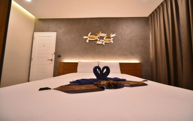 Sureena Hotel