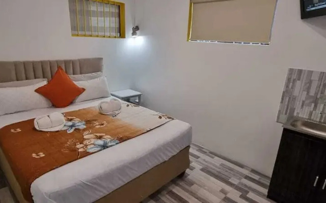 Neo & ruks guest house Boston