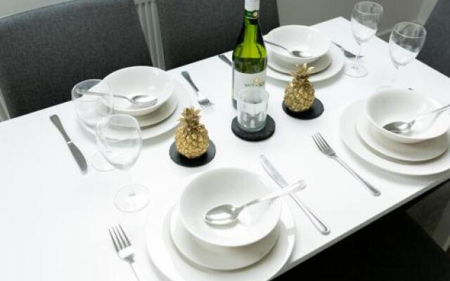 Rethink Serviced Apartments Kings Lodge