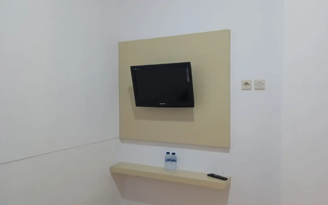 Gorland Hostel Syariah near GOR Satria Purwokerto RedPartner