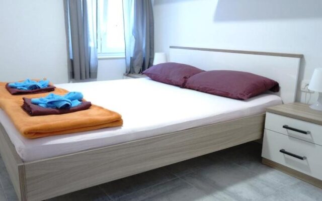 Hostel Pirano