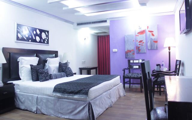 Faletti's Express Hotel
