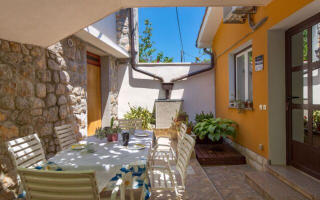 Apartment Sandalj Pomarkku 41305
