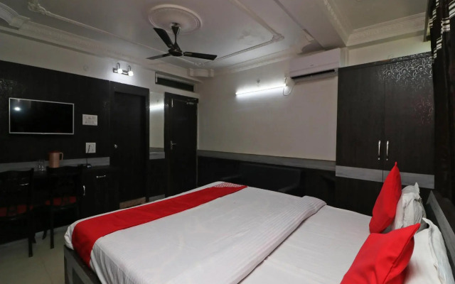 Krish Residency By OYO Rooms