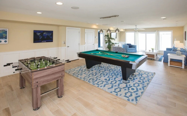 Atlantic Villa Fran-to-Sea - 9 Br Home