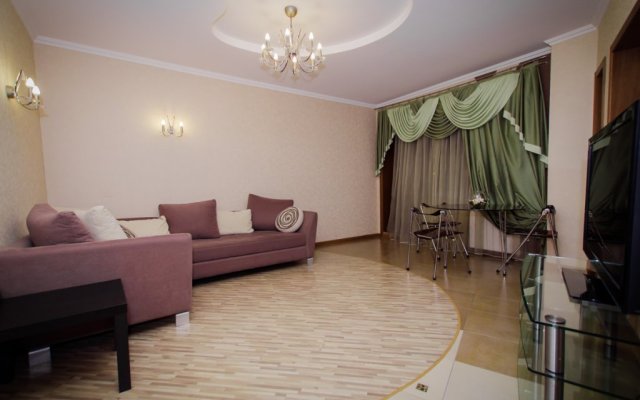 Na Milya Rozovaya Apartments