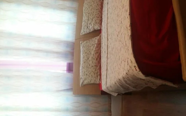 Green House 40 let pobedy 133 Apartments