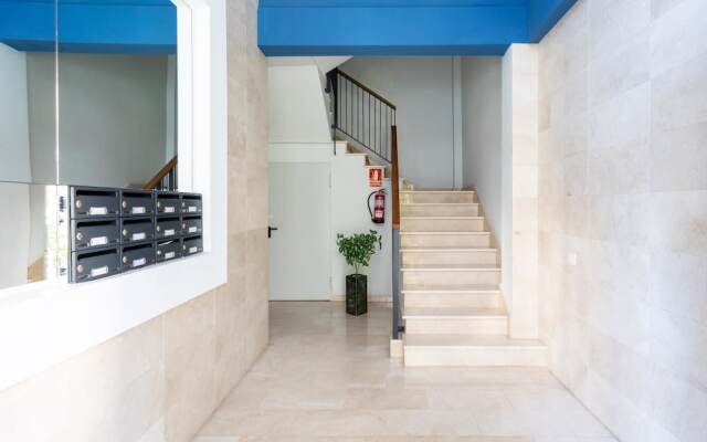Las Ramblas Apartments by Allô Housing