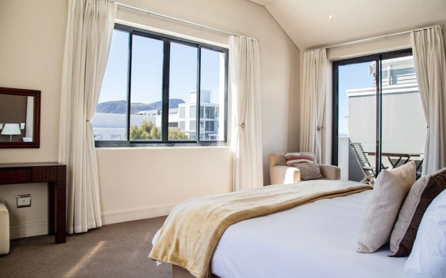 Marine Square Luxury Suites