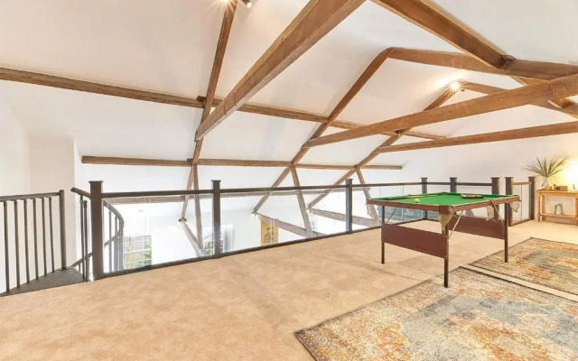 Host Stay The Old Workhouse