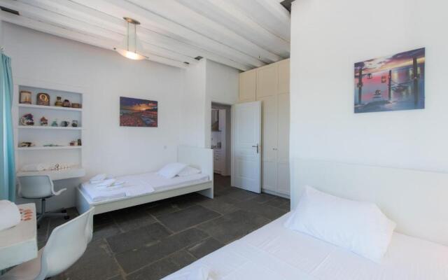 Blue Paradise House Villa