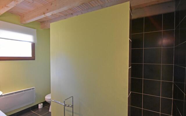 Lush villa in Vélieux with private heated swimming pool