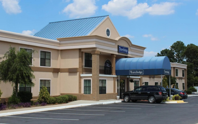 Travelodge by Wyndham Perry National Fairgrounds Area I-75
