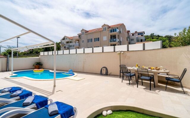 Lorena Suite