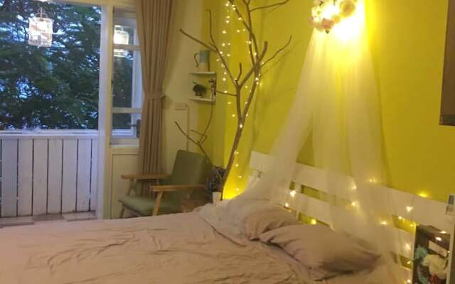 Hanoi Lake View Homestay