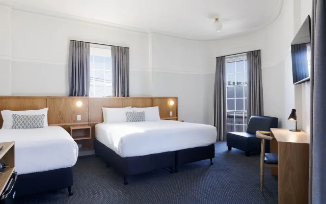 Mortdale Hotel