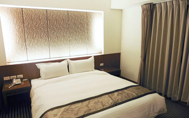 Tapeng Bay Holiday Hotel