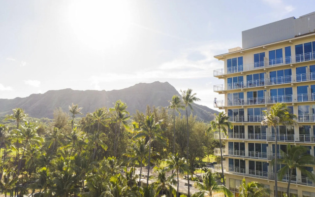 Kaimana Beach Hotel