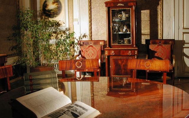 Grand Hotel