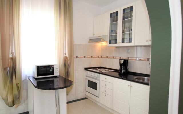 Apartment Ivan / Three Bedroom A1