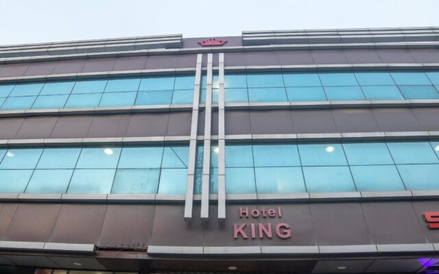 Hotel King By OYO Rooms