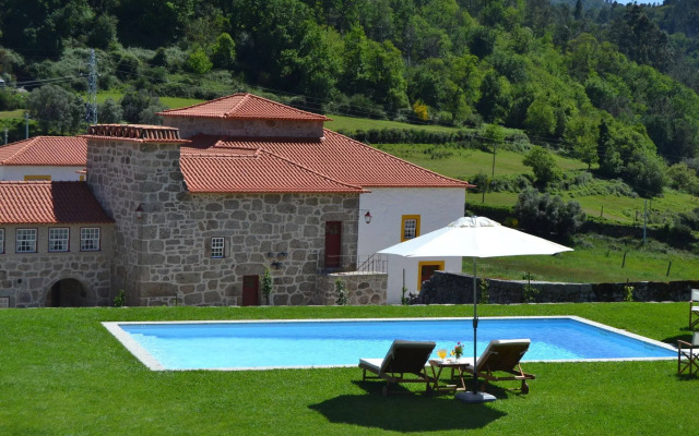 Casa da Portela de Sampriz