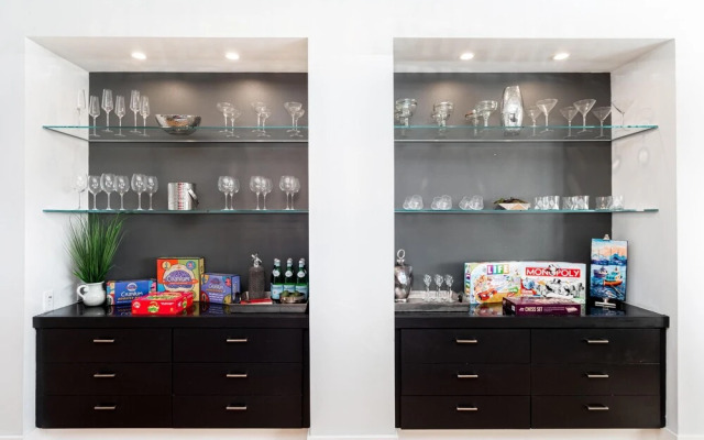 Chic City Park Home Rooftop Deck Views