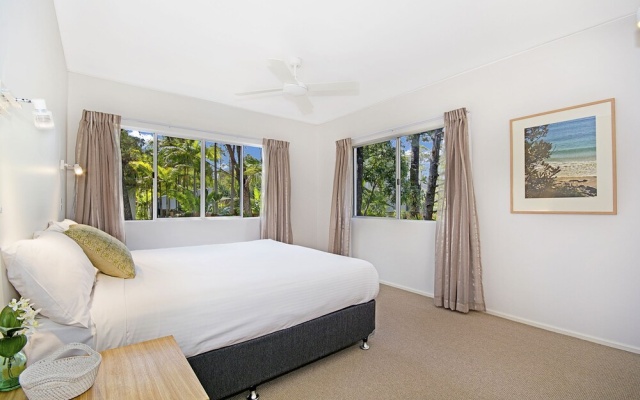 Outlook – Guest Rooms – Noosa Heads