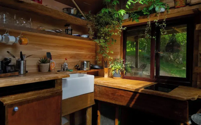 Hapus Hideaway Retreat Site, Sleeps 29