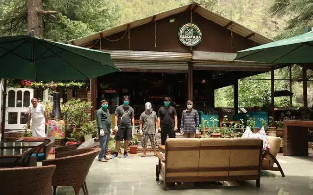 The Rainbow Inn & Cafe