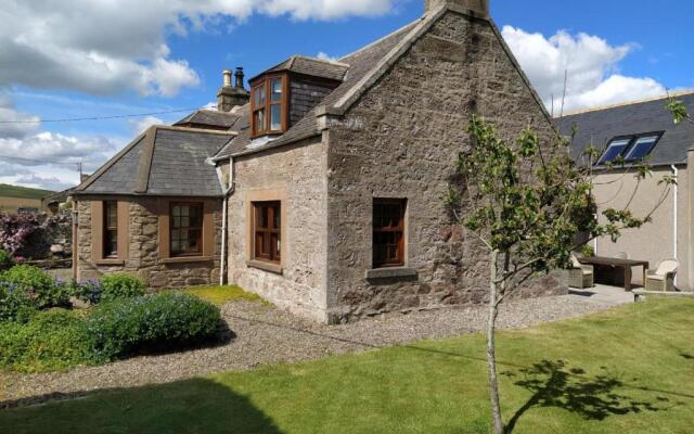 Chapel Of Barras Farm Bed & Breakfast