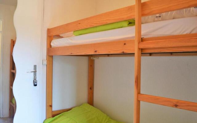 Appartement Bormes-les-Mimosas, 1 pièce, 4 personnes - FR-1-251-77