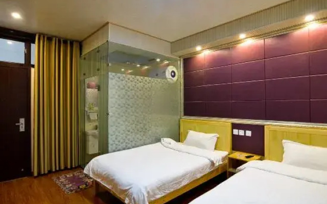 Mengzhou Jinmao Hotel