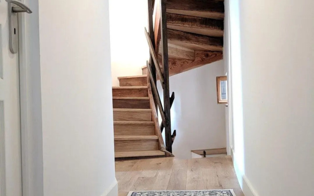 Gite Rue des Fleurs Puycelsi